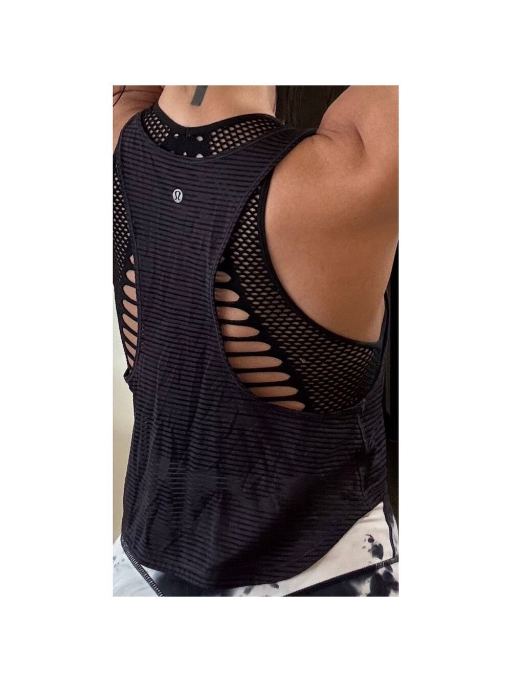 Lululemon Lean In Tank - Picture 3 of 4